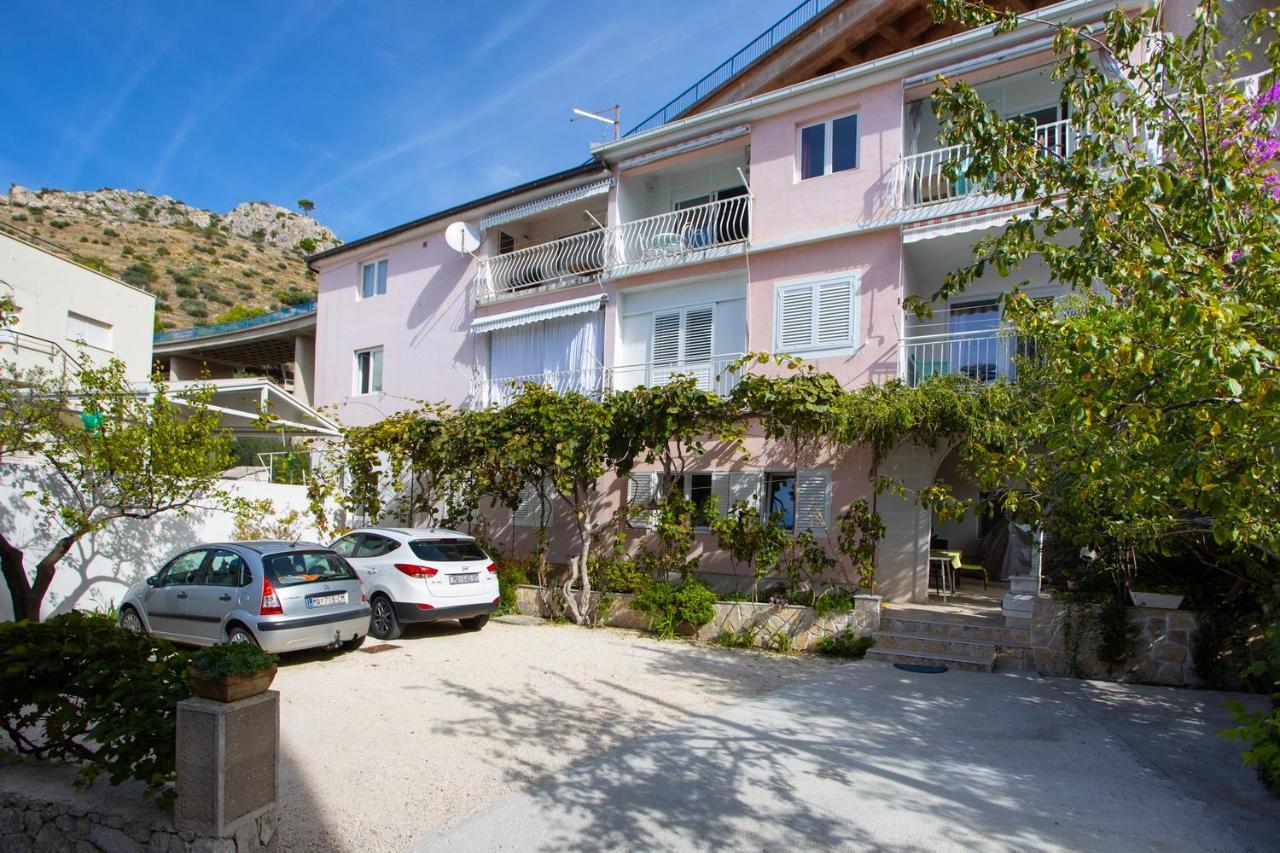 Apartmani Miki Podgora Exterior foto
