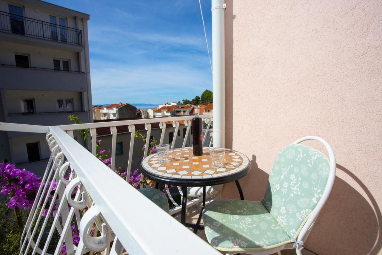 Apartmani Miki Podgora Exterior foto
