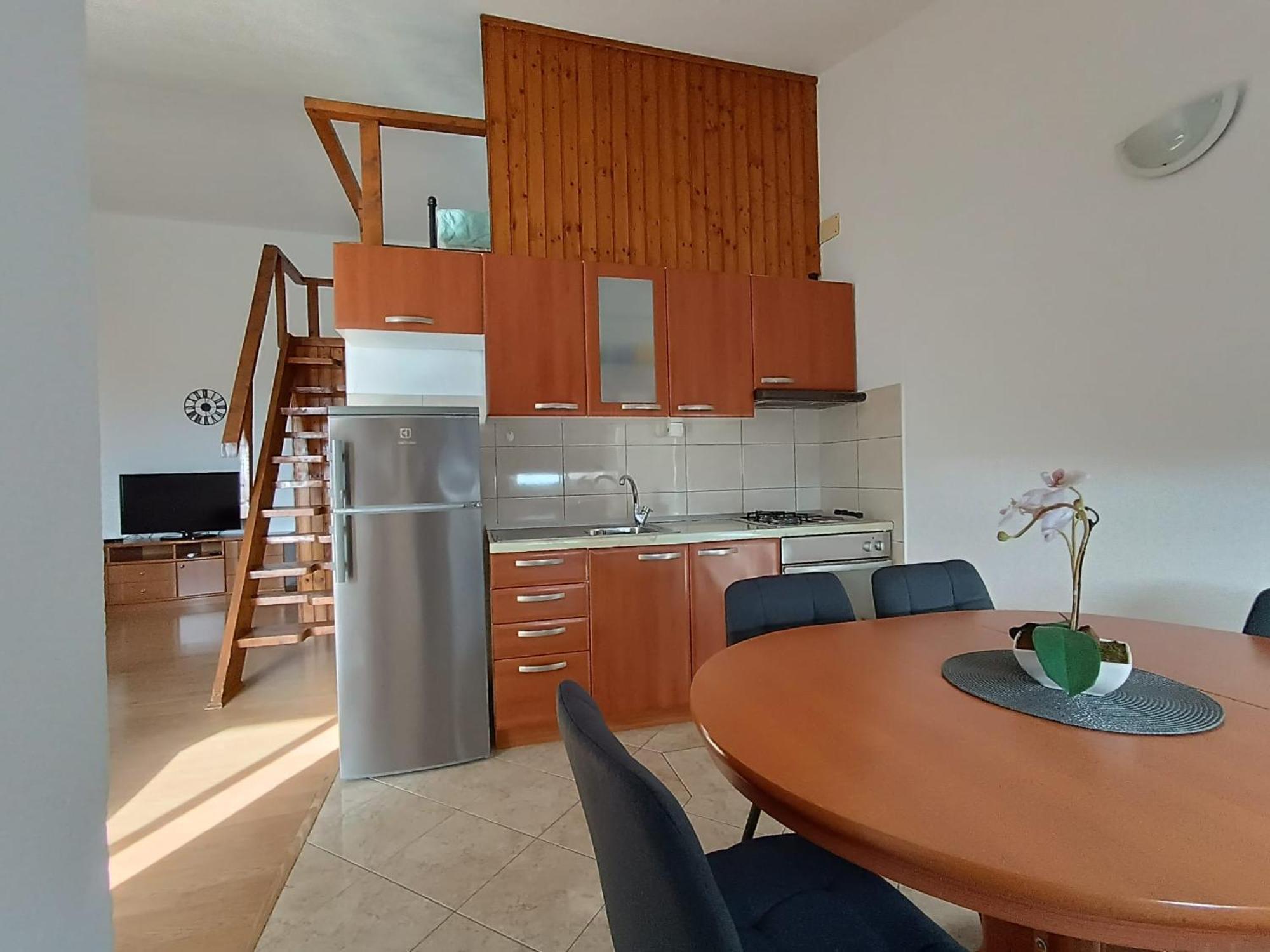 Apartmani Miki Podgora Exterior foto