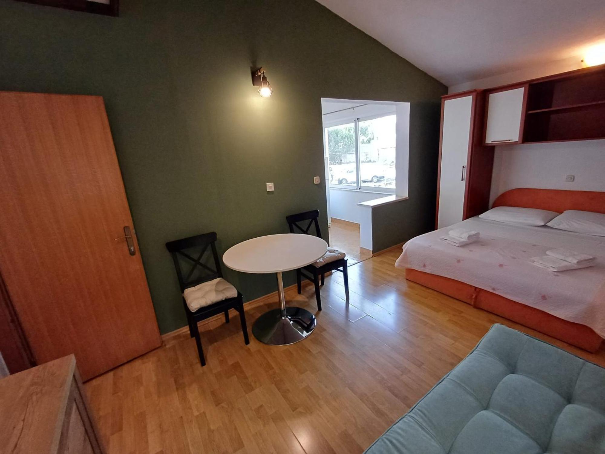 Apartmani Miki Podgora Exterior foto