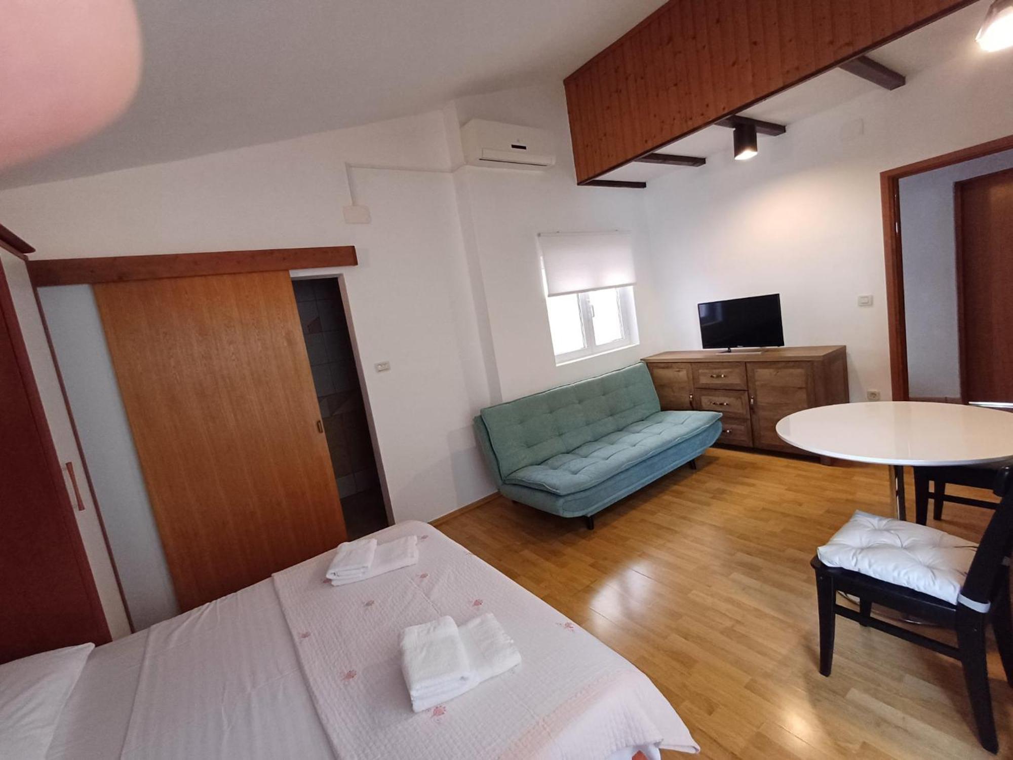 Apartmani Miki Podgora Exterior foto